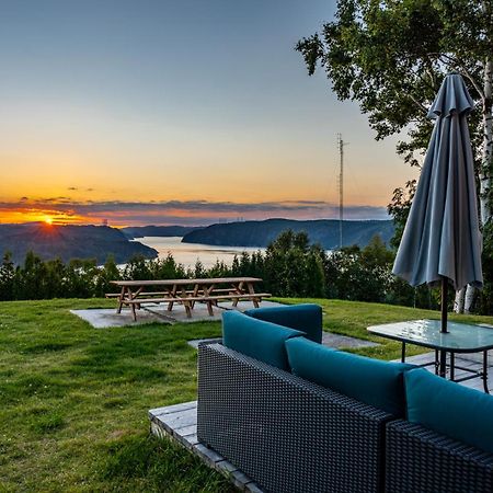 Montfjord - Chalets, Vue Spectaculaire Et Spa. Chantafjord #4 Sacre-Coeur Экстерьер фото