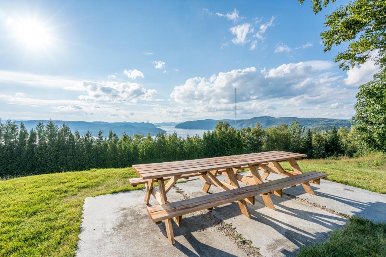 Montfjord - Chalets, Vue Spectaculaire Et Spa. Chantafjord #4 Sacre-Coeur Экстерьер фото