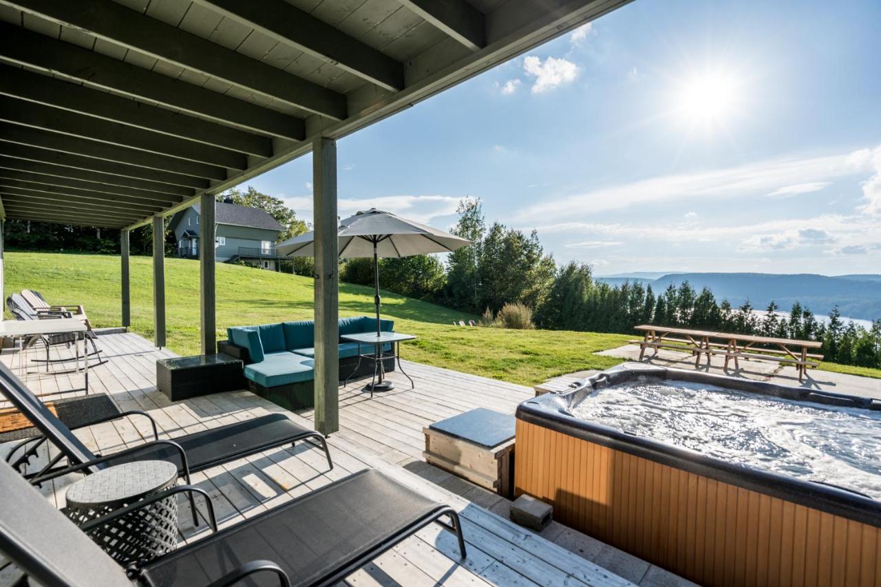 Montfjord - Chalets, Vue Spectaculaire Et Spa. Chantafjord #4 Sacre-Coeur Экстерьер фото